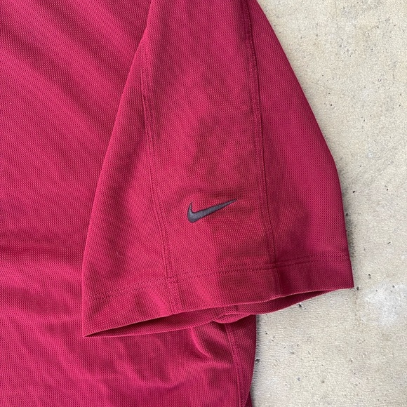 Nike Golf Polo Shirt Men’s Size XL Wine Red Short Sleeve Dri-FIT Logo - Picture 5 of 6